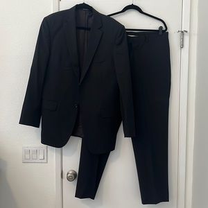 Mens black suit 100% wool 42L jacket & 34 waist